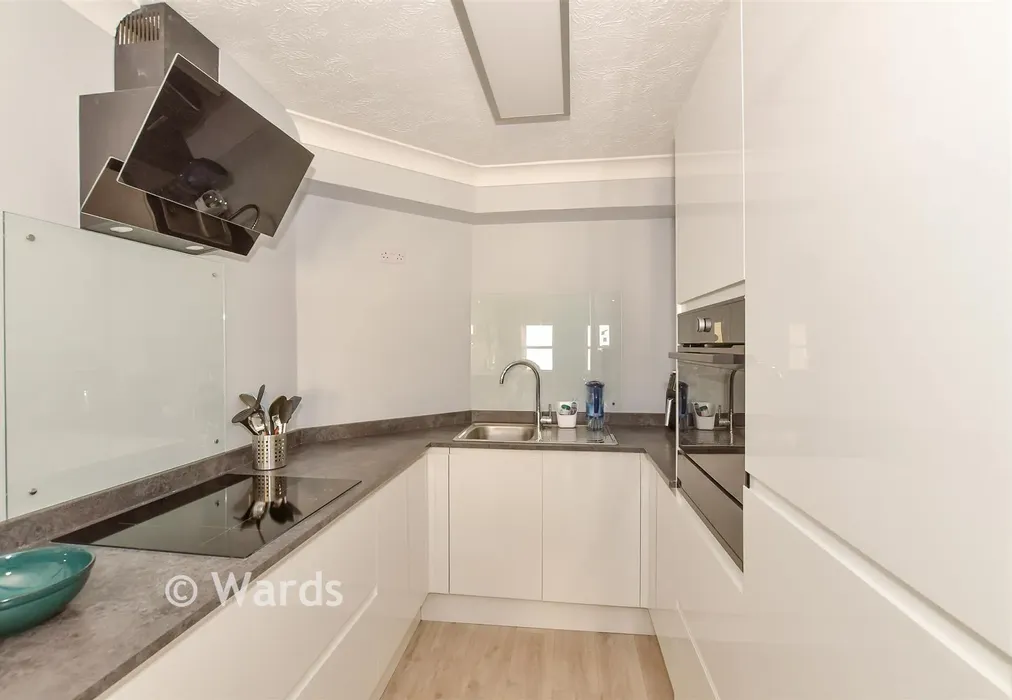 Kitchen - Pier Avenue, Herne Bay, Kent - Wards of Kent