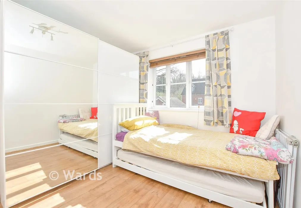 Bedroom 4 - The Farrows, Maidstone, Kent - Wards of Kent
