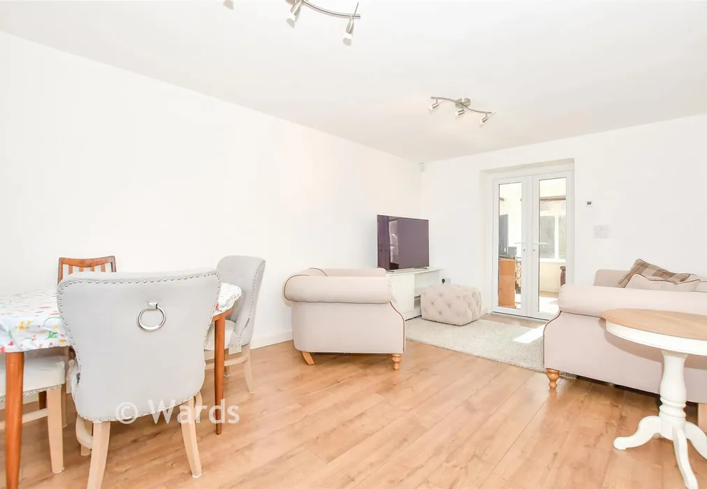 Lounge/Diner - The Farrows, Maidstone, Kent - Wards of Kent