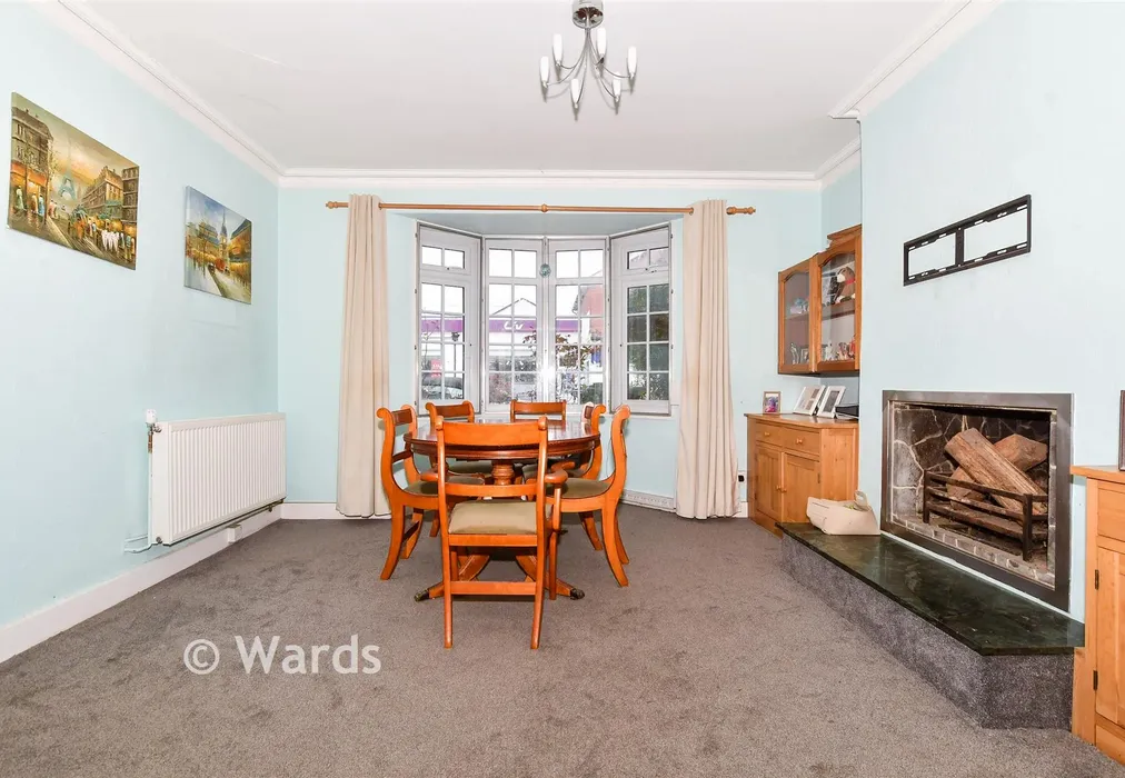 Dining Room - Maidstone Road, Paddock Wood, Kent - Wards of Kent