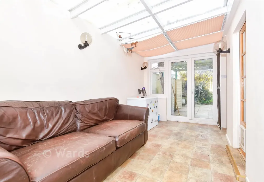 Conservatory - Maidstone Road, Paddock Wood, Kent - Wards of Kent