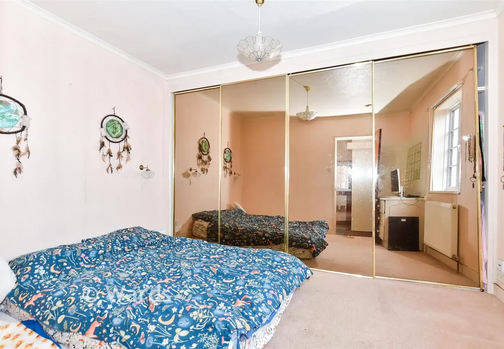 Bedroom 2 - Maidstone Road, Paddock Wood, Kent - Wards of Kent