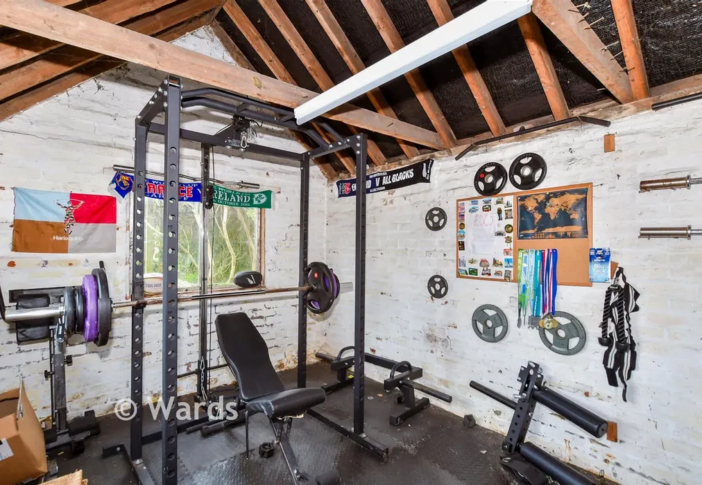 Workshop/Outbuildings - Maidstone Road, Paddock Wood, Kent - Wards of Kent