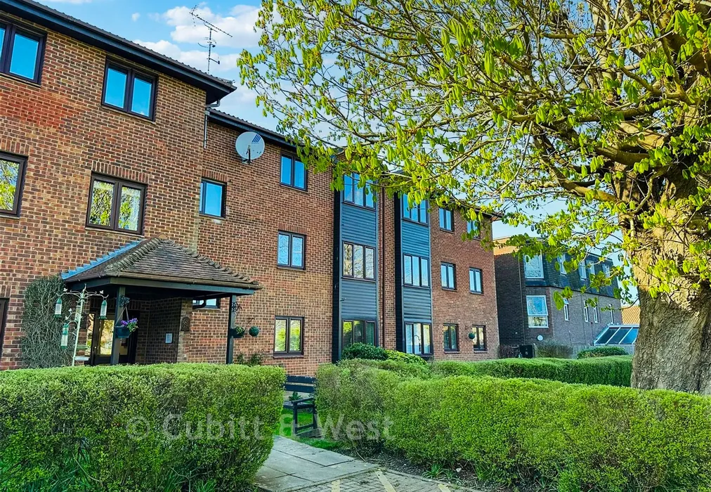 Front - Brighton Road, Crawley, West Sussex - Wards of Kent