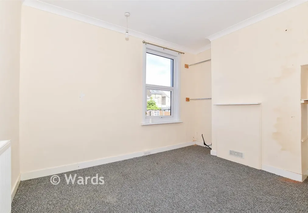 Bedroom 2 - Randall Street, Maidstone, Kent - Wards of Kent