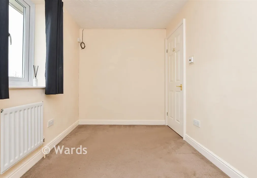 Bedroom 3 - Burgess Close, Minster, Ramsgate, Kent - Wards of Kent