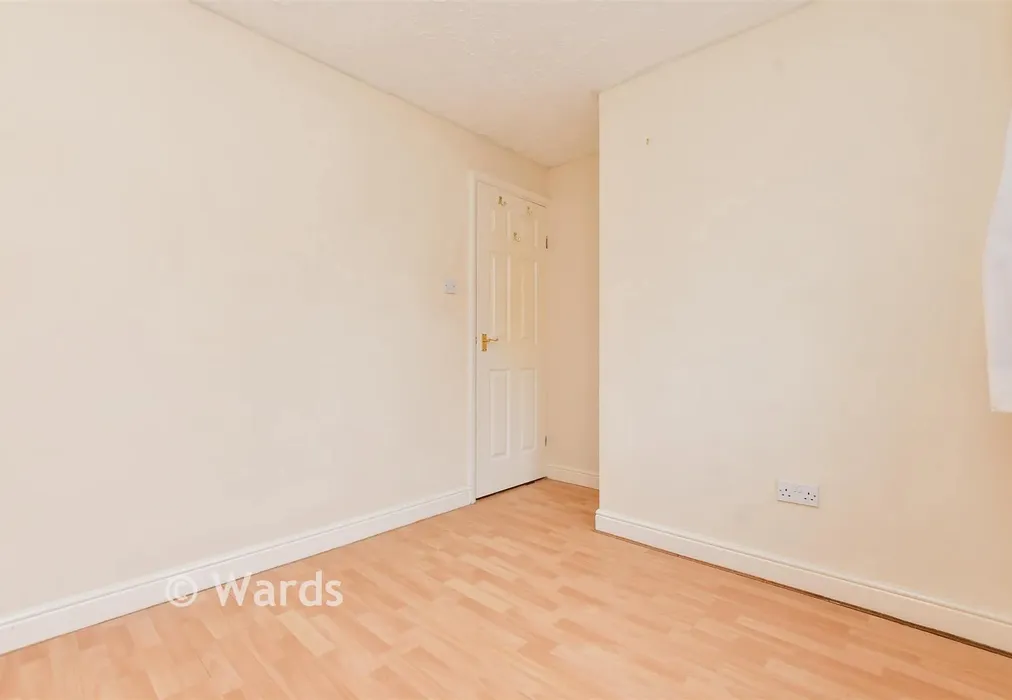 Bedroom 4 - Burgess Close, Minster, Ramsgate, Kent - Wards of Kent