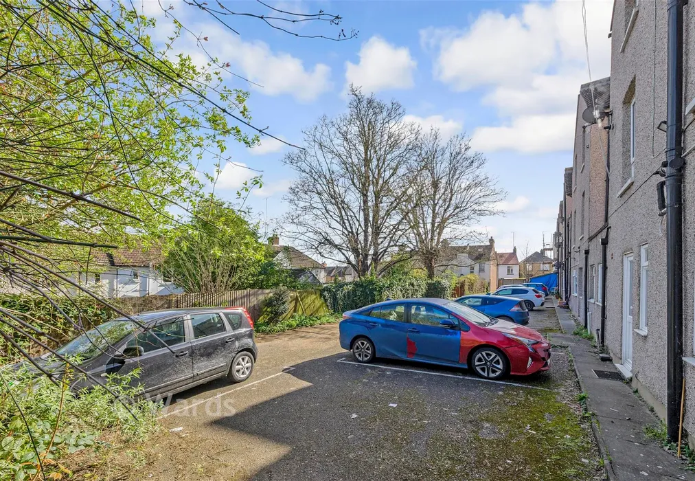 Driveway/Parking - Highfield Road, Dartford, Kent - Wards of Kent