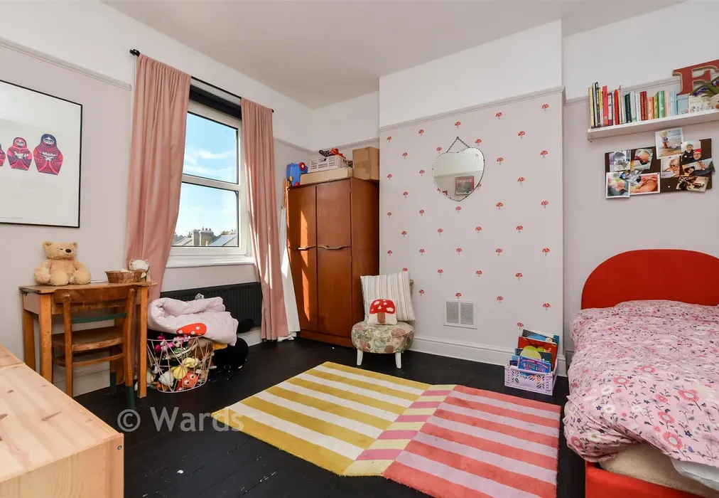 Bedroom 4 - Sweyn Road, Cliftonville, Margate, Kent - Wards of Kent