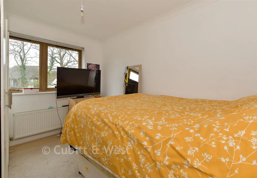 Bedroom 3 - Delrogue Road, Crawley, West Sussex - Wards of Kent