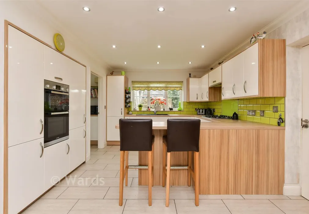 Kitchen/Diner - Walnut Close, Broadstairs, Kent - Wards of Kent