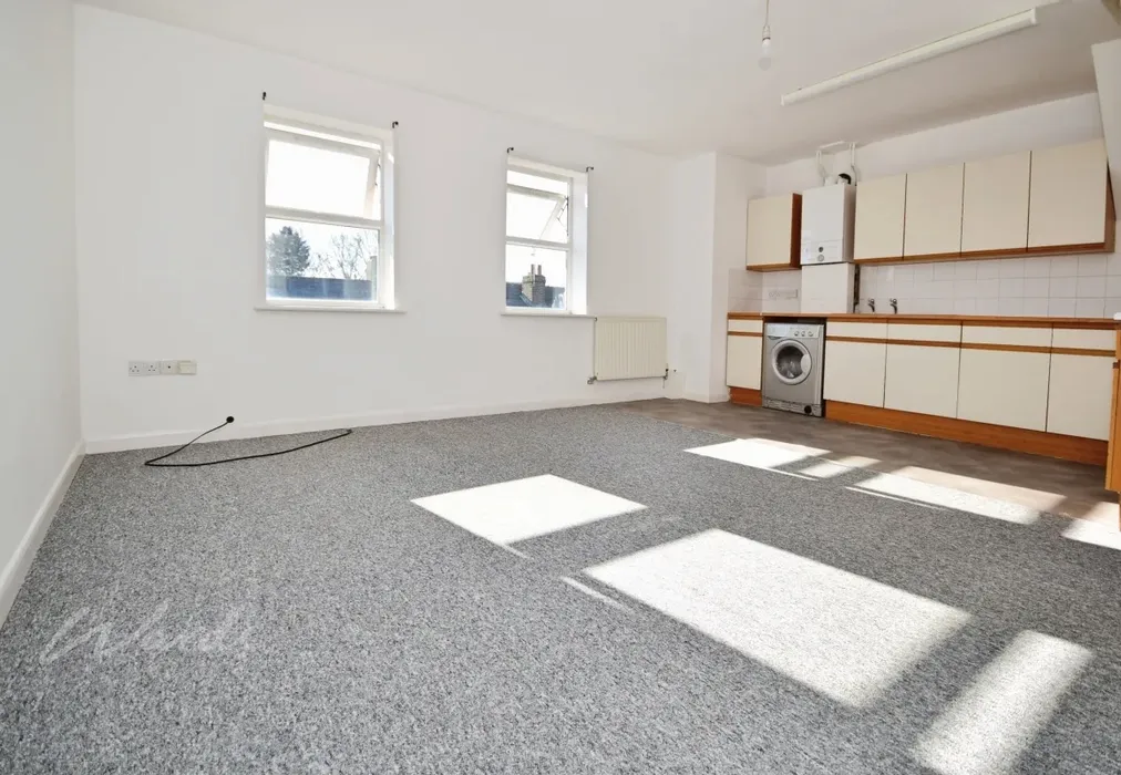 trafalgar lounge - Trafalgar Street Gillingham ME7 - Wards of Kent