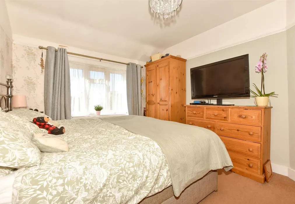 Bedroom 3 - Holmscroft Road, Beltinge, Herne Bay, Kent - Wards of Kent