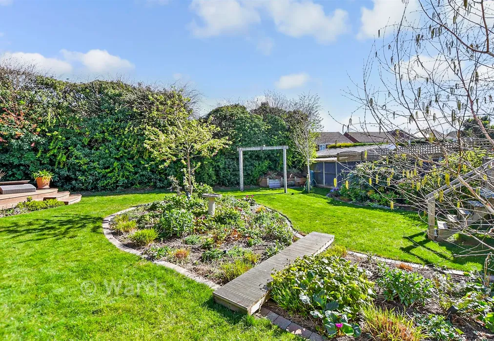 Rear Garden - Holmscroft Road, Beltinge, Herne Bay, Kent - Wards of Kent