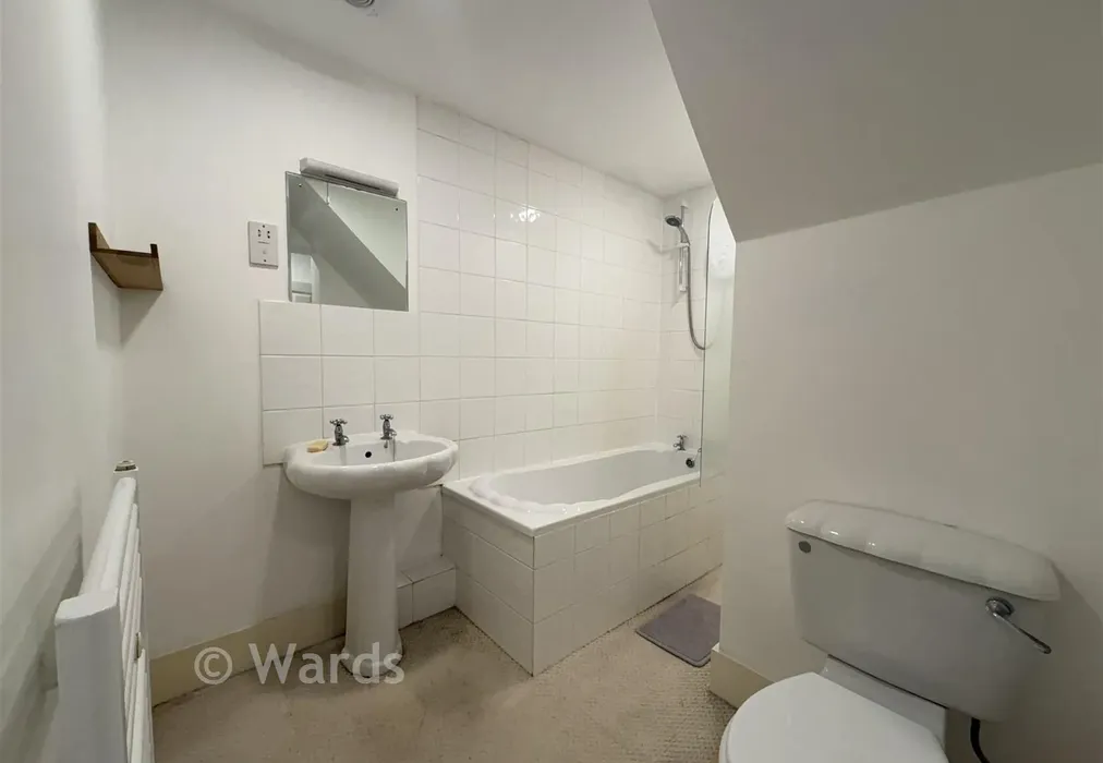 Bathroon 2 New - Upper Grosvenor Road, Tunbridge Wells, Kent - Wards of Kent