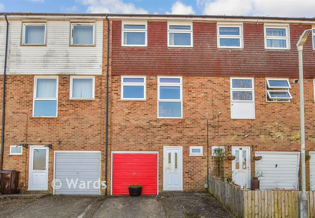 Front (Web). - High Trees Close, Willesborough, Ashford, Kent - Wards of Kent