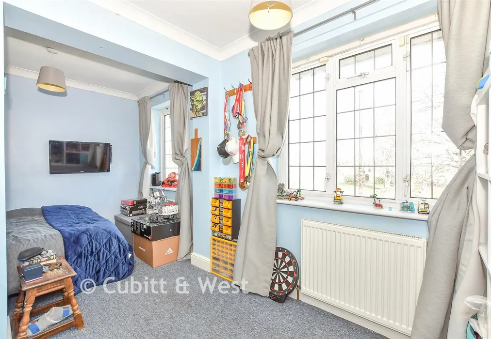 Bedroom 3 - Elmleigh Road, Havant, Hampshire - Wards of Kent