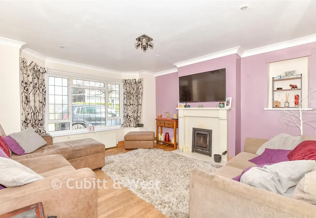 Lounge - Elmleigh Road, Havant, Hampshire - Wards of Kent
