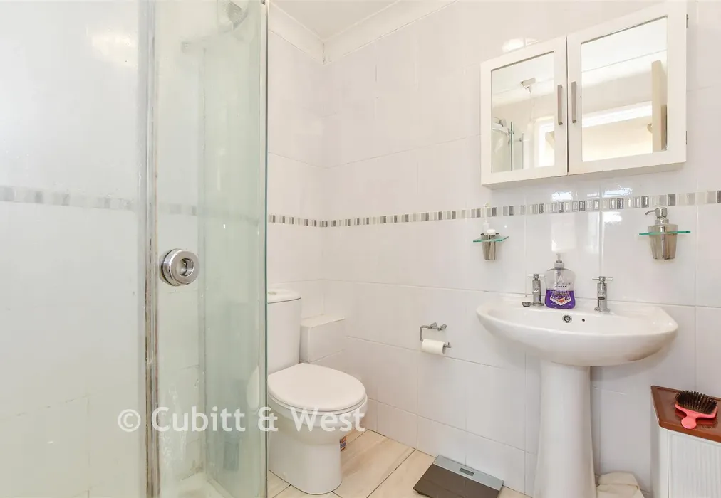 Shower Room - Elmleigh Road, Havant, Hampshire - Wards of Kent