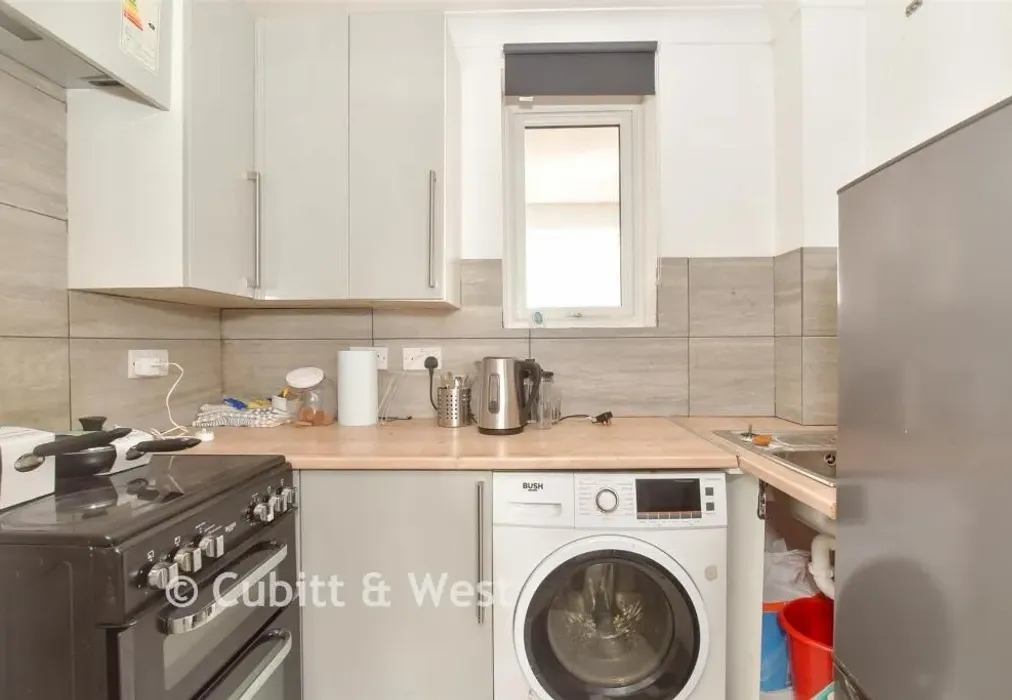 3 - Campbell Road Bognor Regis PO21 - Wards of Kent