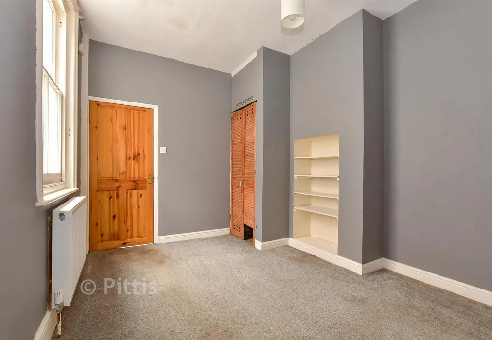 Dining Area - Gordon Road, Cowes, Isle of Wight - Wards of Kent