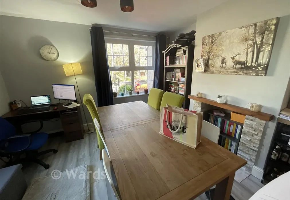 Dining Room - New Hythe Lane, Larkfield, Aylesford, Kent - Wards of Kent