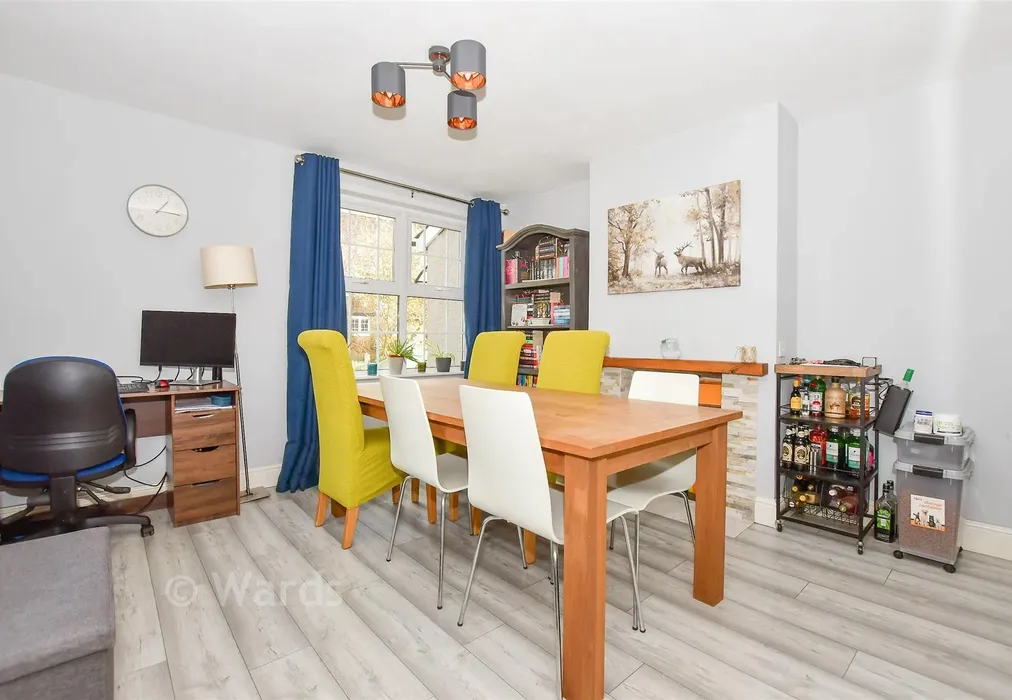 Dining Room - New Hythe Lane, Larkfield, Aylesford, Kent - Wards of Kent