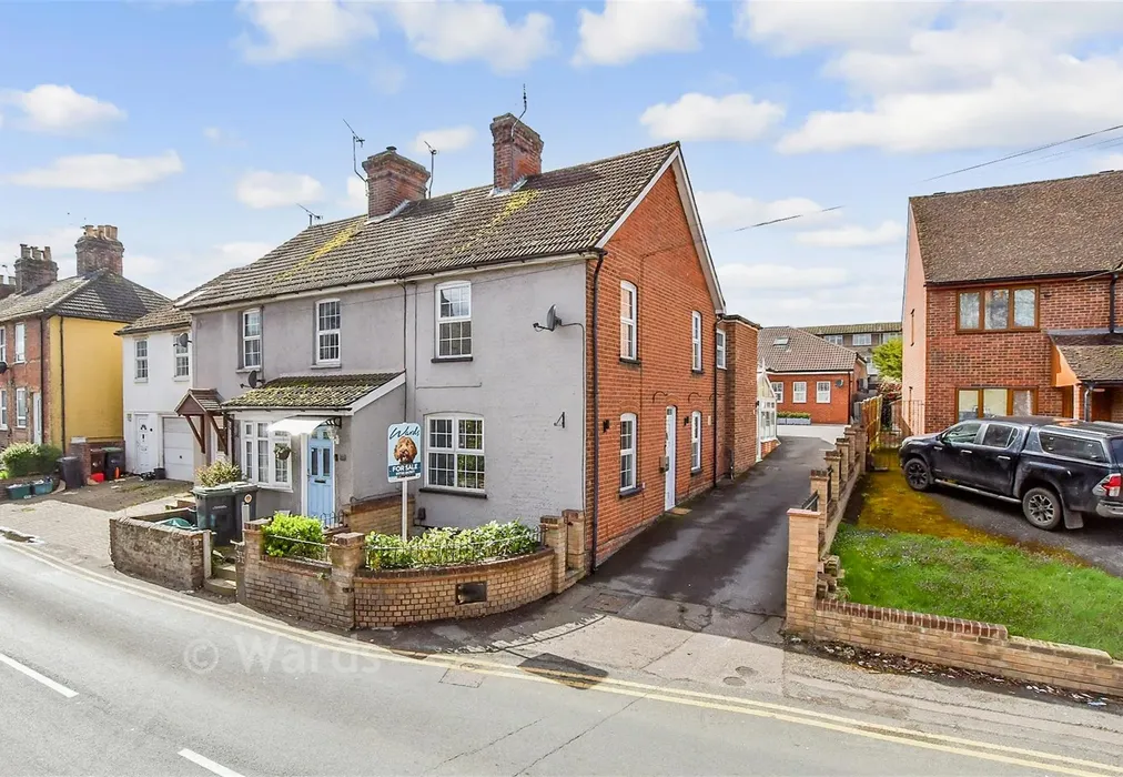 External (Web) - New Hythe Lane, Larkfield, Aylesford, Kent - Wards of Kent