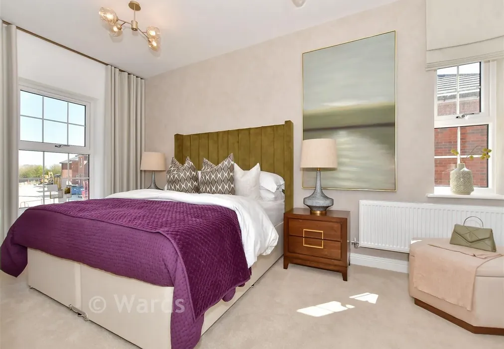 Bedroom 1 - Richmond Park, Whitfield, Kent - Wards of Kent