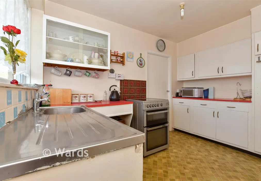 Kitchen - The Gateway, Dover, Kent - Wards of Kent