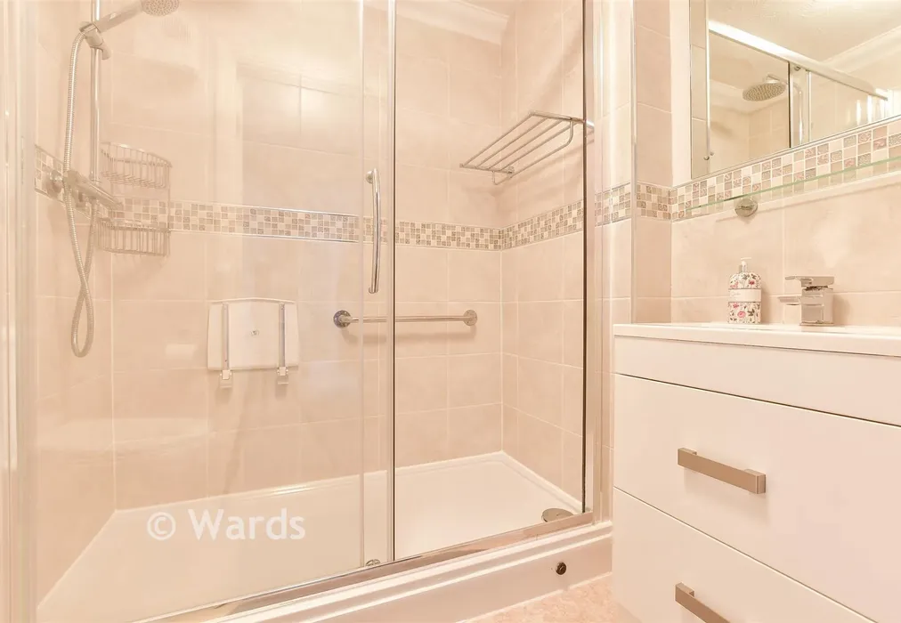 Shower Room - East Street, Hythe, Kent - Wards of Kent
