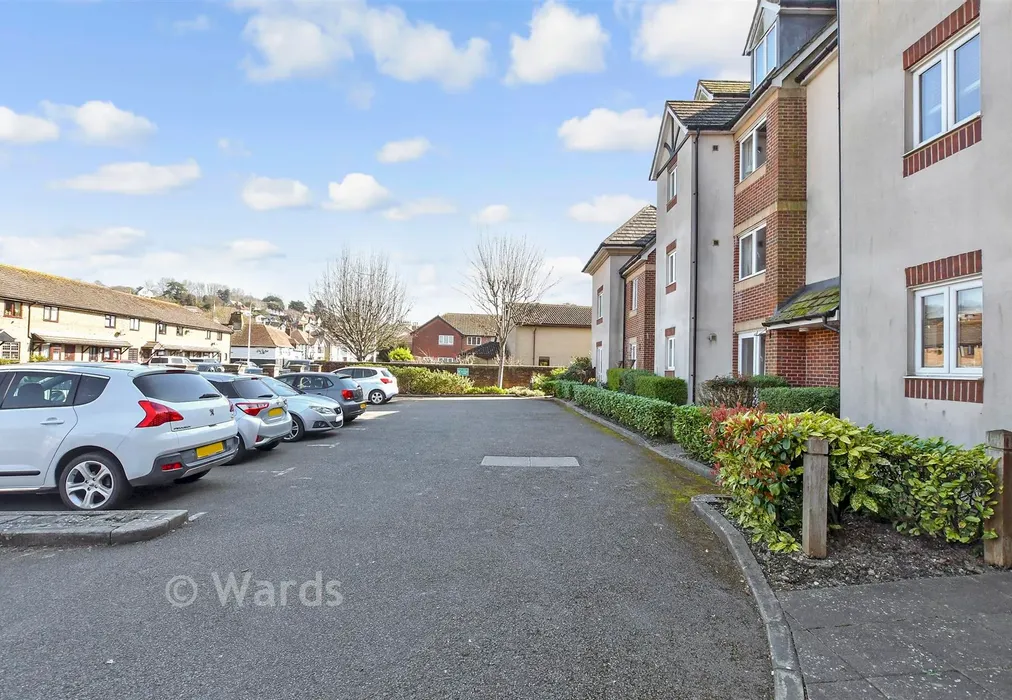 Driveway/Parking - East Street, Hythe, Kent - Wards of Kent