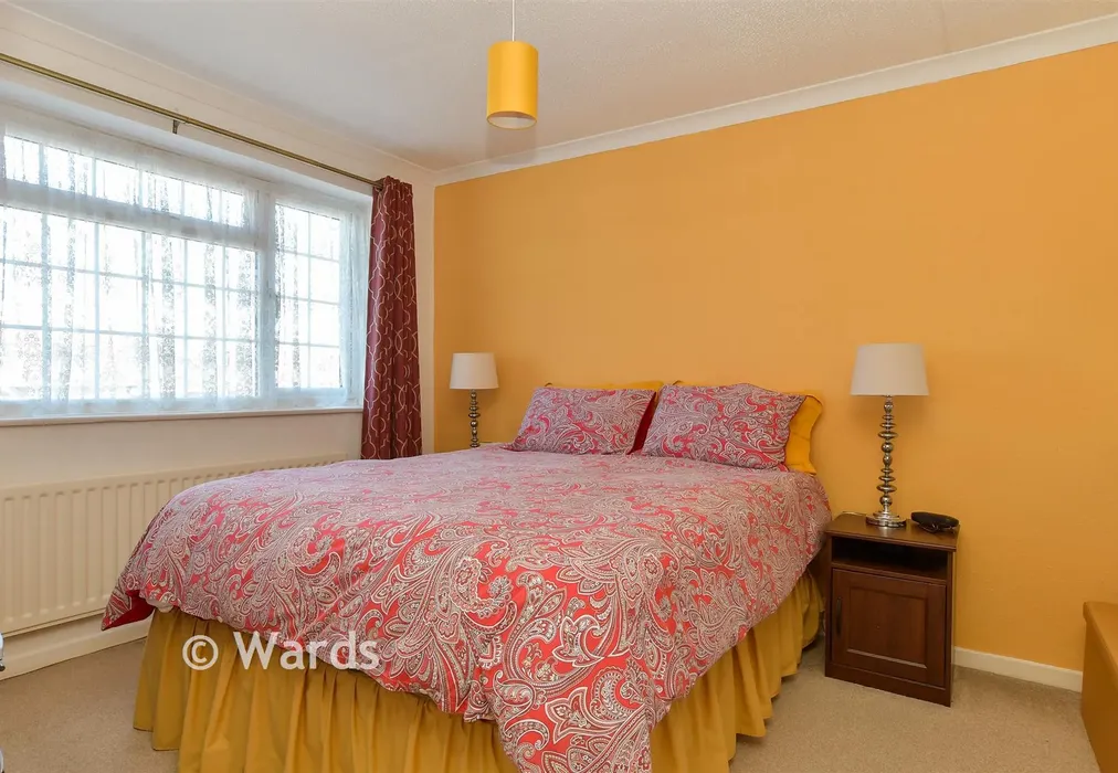Bedroom 1 - Doubleday Drive, Sittingbourne, Kent - Wards of Kent
