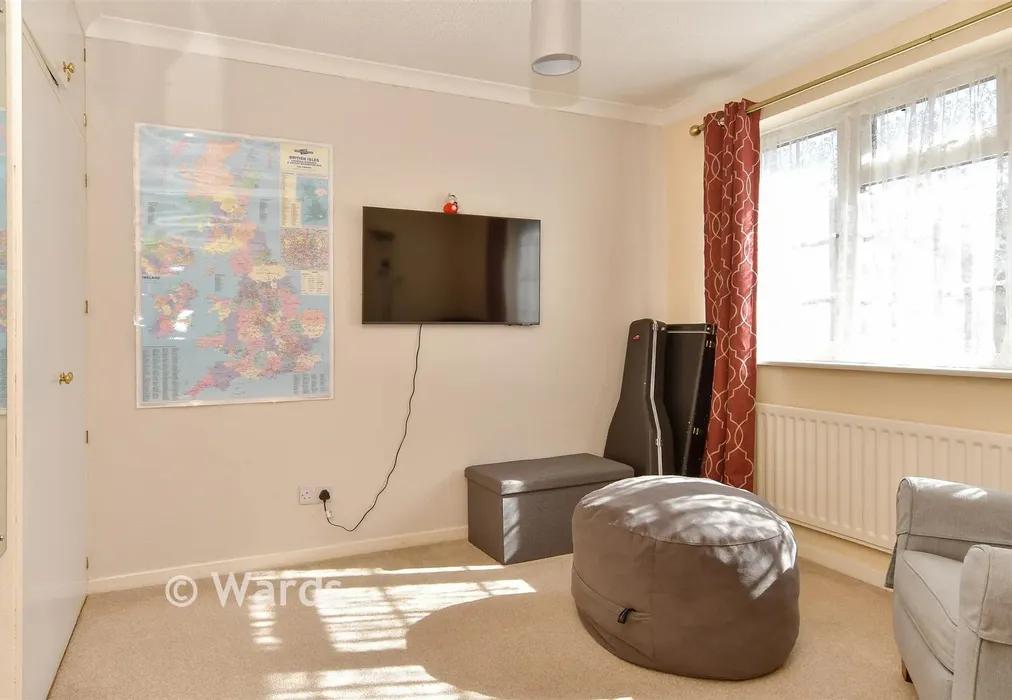 Bedroom 2 - Doubleday Drive, Sittingbourne, Kent - Wards of Kent