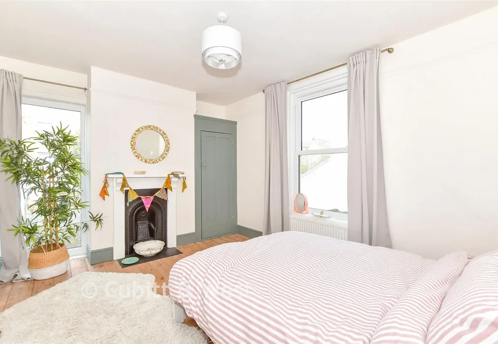 Bedroom 3 - Taswell Road, Southsea, Hampshire - Wards of Kent