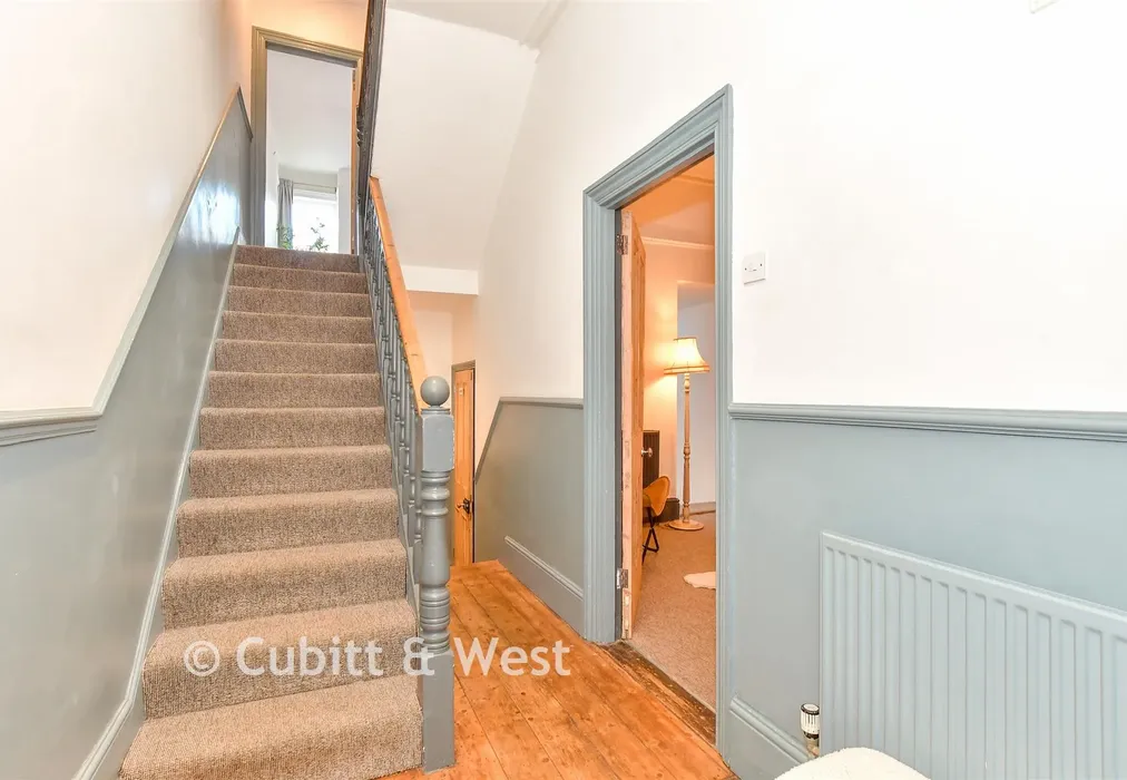 Internal Lifestyle Photograph - Taswell Road, Southsea, Hampshire - Wards of Kent
