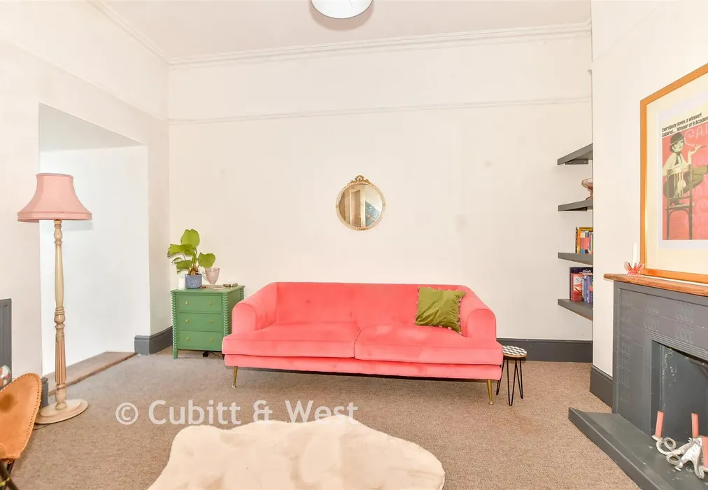 Snug - Taswell Road, Southsea, Hampshire - Wards of Kent
