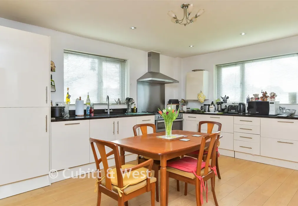 Kitchen - Palatine Road, Goring-By-Sea, Worthing, West Sussex - Wards of Kent