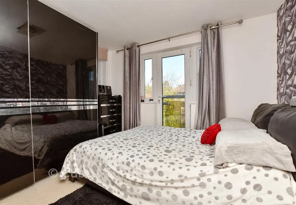Bedroom 1 - Eaton Road, Sutton, Surrey - Wards of Kent