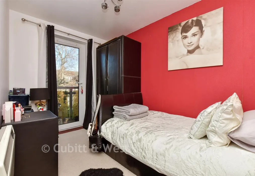 Bedroom 2 - Eaton Road, Sutton, Surrey - Wards of Kent