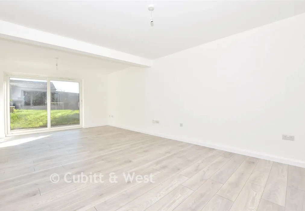 Lounge/Diner - Rustic Close, Peacehaven, East Sussex - Wards of Kent