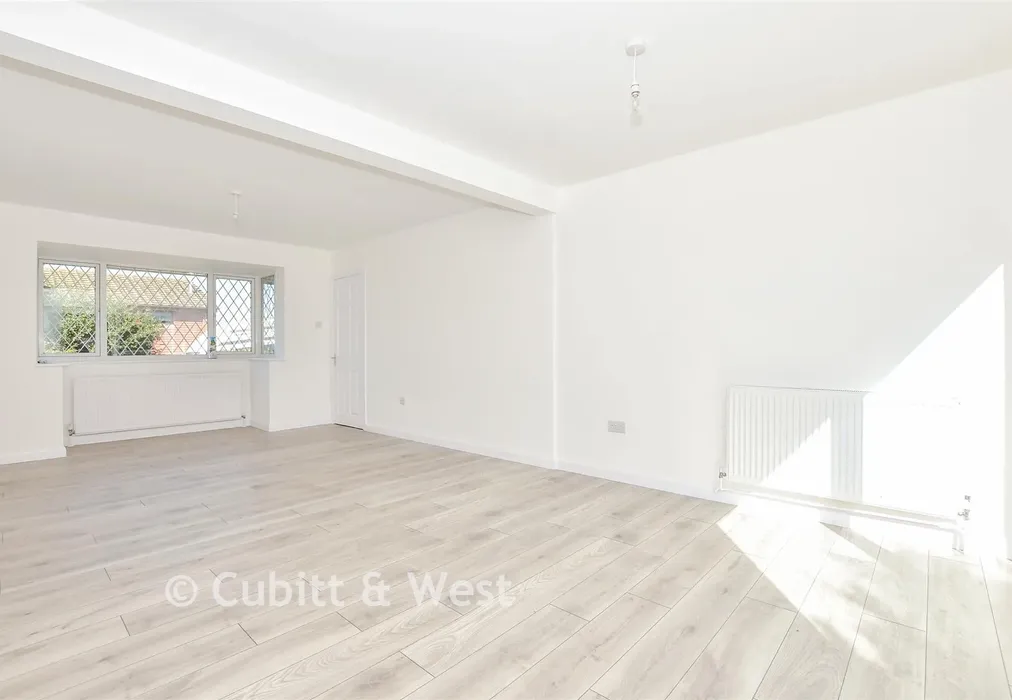 Lounge/Diner - Rustic Close, Peacehaven, East Sussex - Wards of Kent