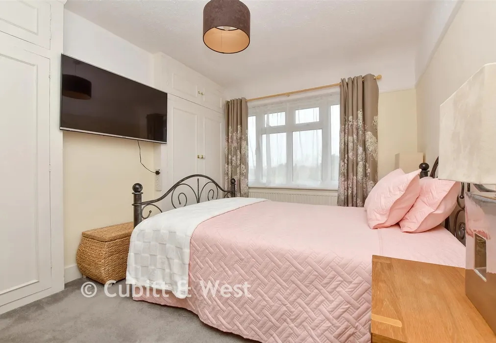 Bedroom 2 - Fairhaven Avenue, Shirley, Croydon, Surrey - Wards of Kent