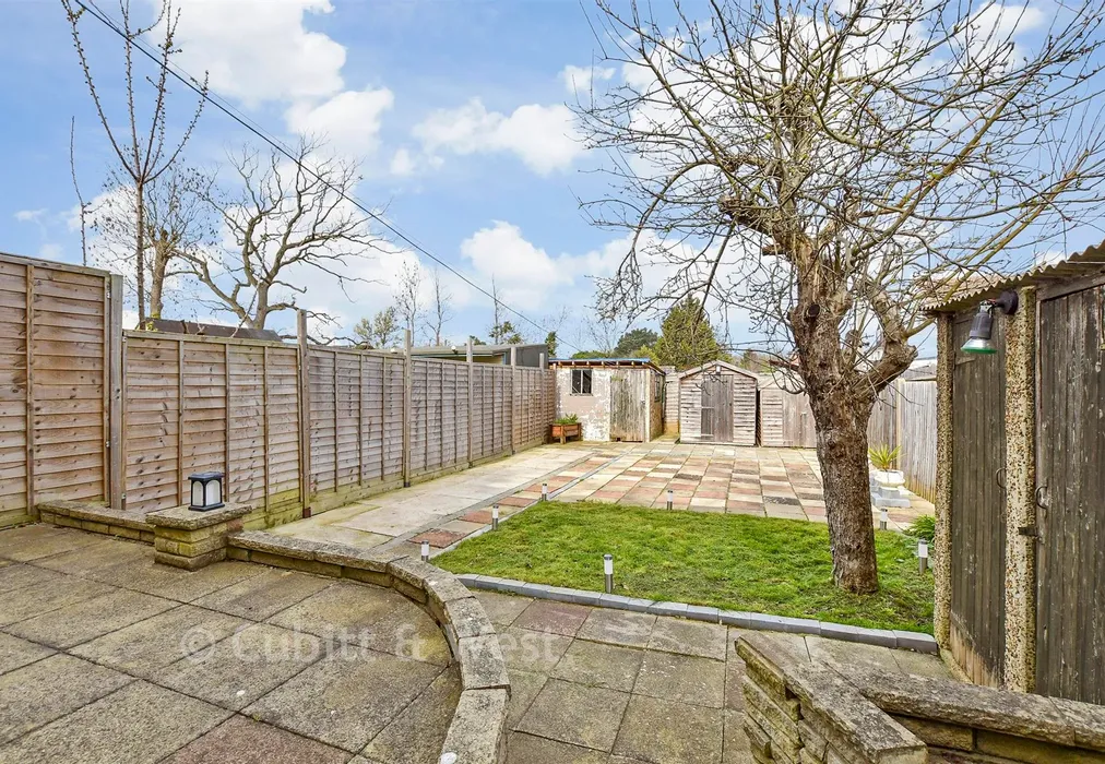 Rear Garden - Fairhaven Avenue, Shirley, Croydon, Surrey - Wards of Kent