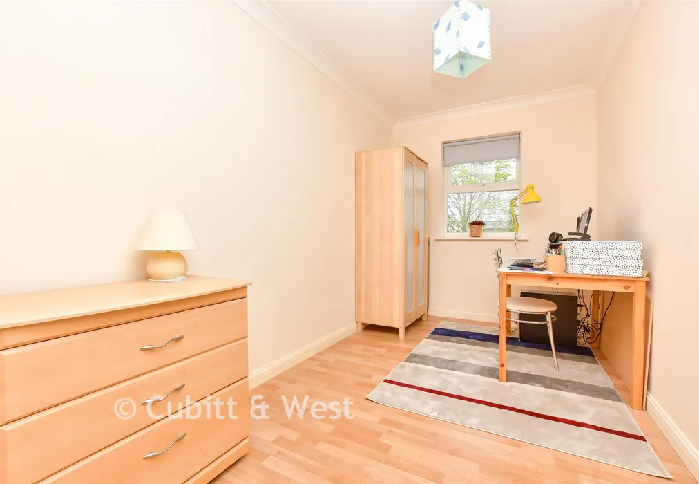 Bedroom 2 - Pampisford Road, Purley, Surrey - Wards of Kent