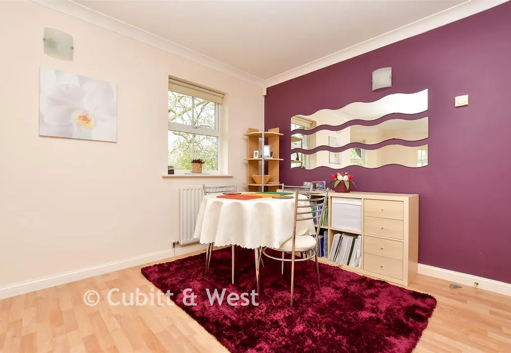 Lounge - Pampisford Road, Purley, Surrey - Wards of Kent