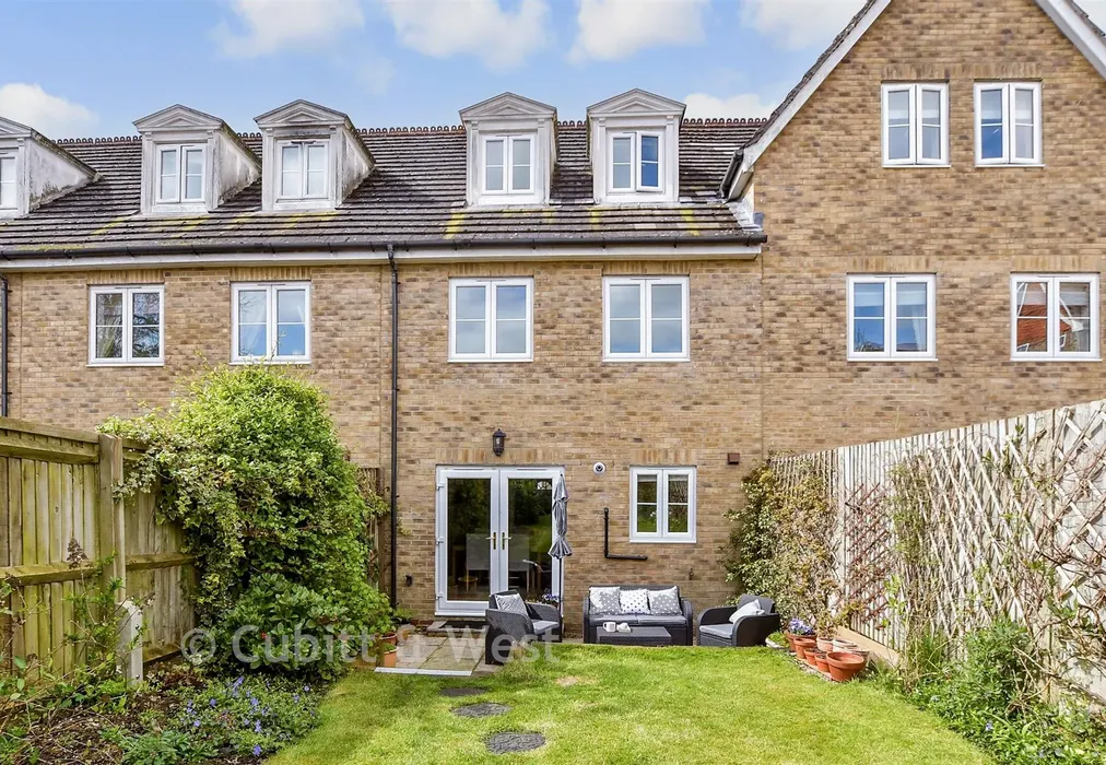 Rear Elevation - Cobbetts Mews, Pulborough, West Sussex - Wards of Kent