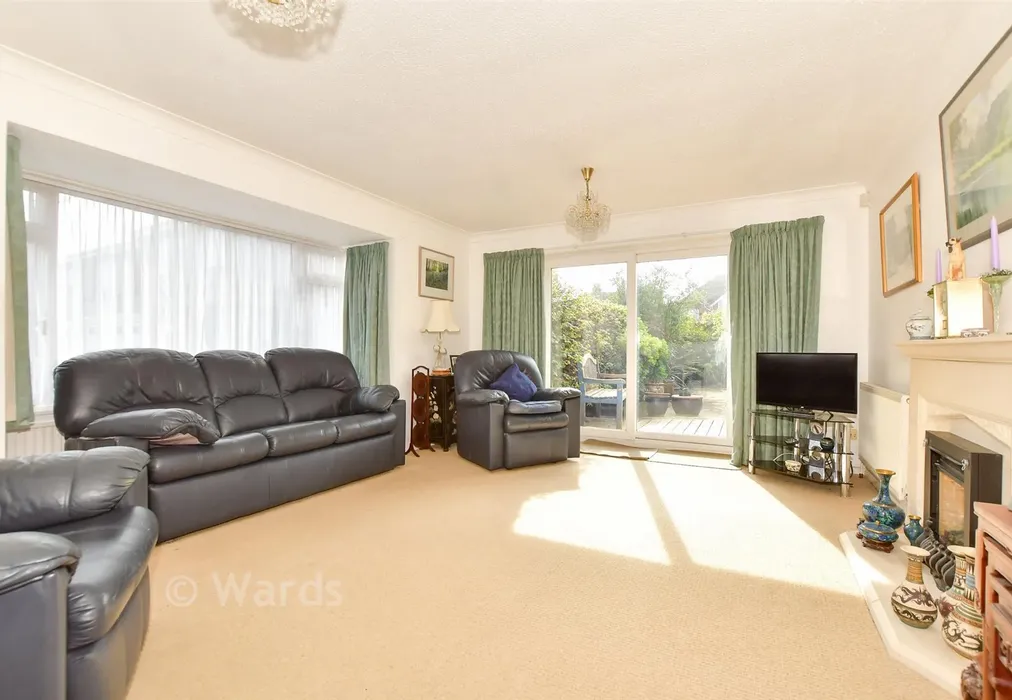 Lounge - Cliff Field, Westgate-On-Sea, Kent - Wards of Kent