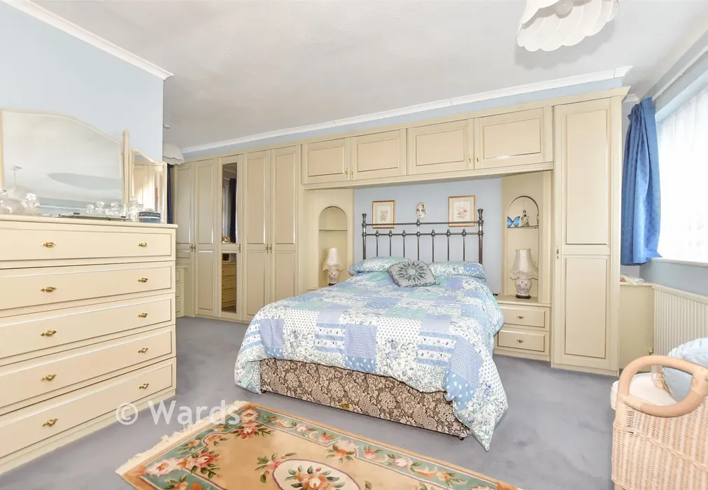 Bedroom 1 - Cliff Field, Westgate-On-Sea, Kent - Wards of Kent