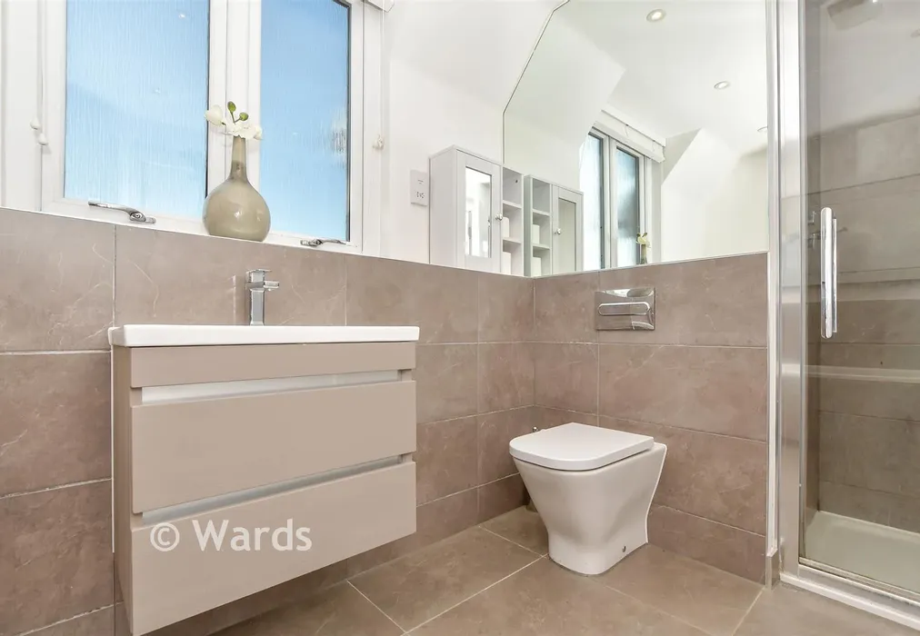 Bathroom - Pixie Way, New Romney, Kent - Wards of Kent